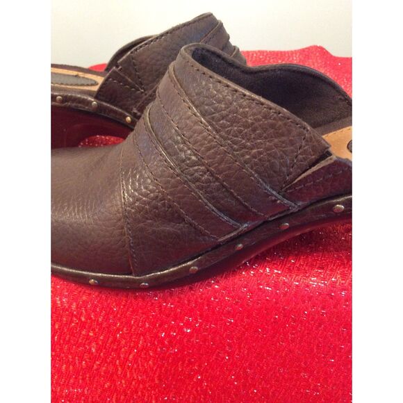 Naturalizer Size 8 Jordan Mules Clogs Leather Womens Shoe Slip On Studded - Picture 10 of 11